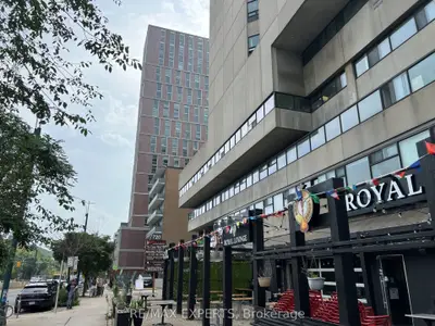 720 Spadina Avenue 413, Toronto, On M5s 2t9