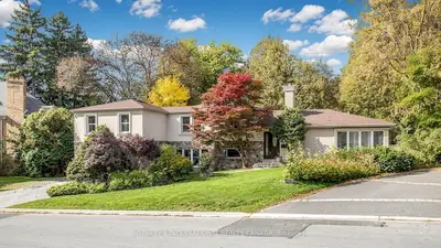54 Plymbridge Road, Toronto, On M2p 1a3