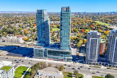 8 Olympic Garden Drive 906, Toronto, On M2m 0b9