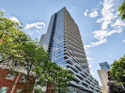85 Wood Street 1716, Toronto, On M4y 0e8