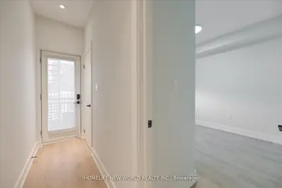 995 Dufferin Dufferin Street Main, Toronto, On M6h 4b2