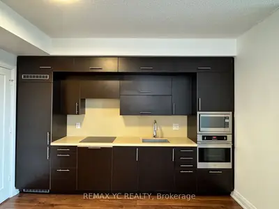 5 Sheppard Avenue E 2118, Toronto, On M2n 2z8