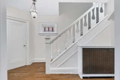 159 Lawrence Avenue W, Toronto, On M5m 1a9