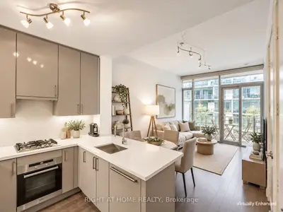 39 Queens Quay E 807, Toronto, On M5e 0a5