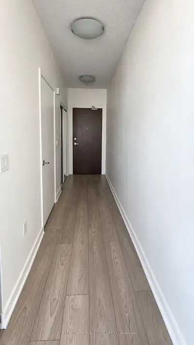 38 Dan Leckie Way 1908, Toronto, On M5v 2v6