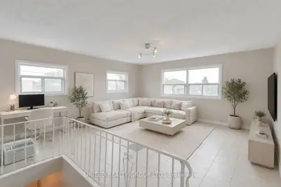 317 Oakwood Avenue 2nd Floor, Toronto, On M6e 2v3