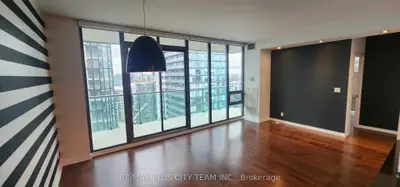 33 Lombard Street 3604, Toronto, On M5c 3h8