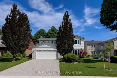 20 Mossgrove Trail, Toronto, On M2l 2w3