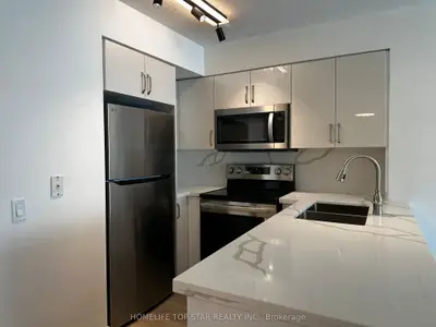 361 W Front Street W 2112, Toronto, On M5v 3r5