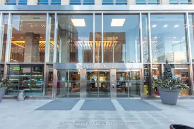 111 St. Clair Avenue W 1613, Toronto, On M4v 1n5
