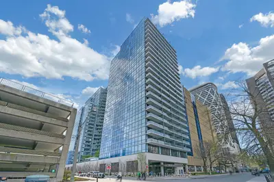 210 Simcoe Street 1202, Toronto, On M5t 0a9