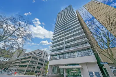 210 Simcoe Street 1202, Toronto, On M5t 0a9