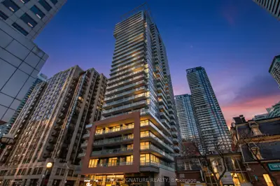 8 Mercer Street 1909, Toronto, On M5v 0c4