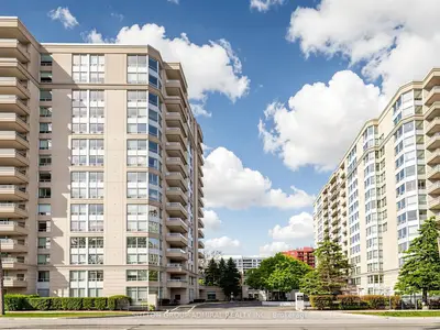 2 Covington Road 1004, Toronto, On M6a 3e2