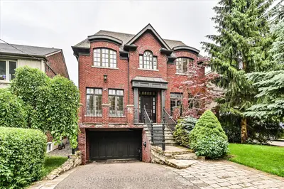 5 Westgrove Crescent, Toronto, On M5n 2s7