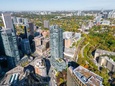 825 Church Street 2708, Toronto, On M4w 3z4