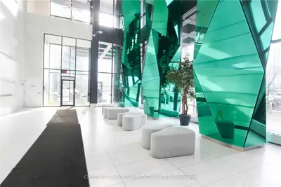 352 Front Street W 1711, Toronto, On M5v 0k3