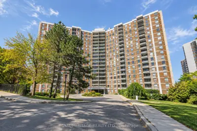 10 Edgecliff Golfway 603, Toronto, On M3c 3a3