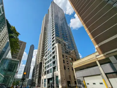 21 Balmuto Street 2501, Toronto, On M4y 1w4