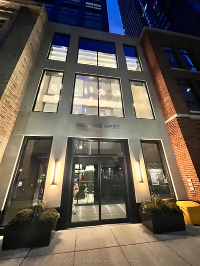 327 King Street W 3804, Toronto, On M5v 0w7