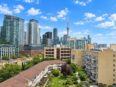 90 Stadium Road 905, Toronto, On M5v 3w5