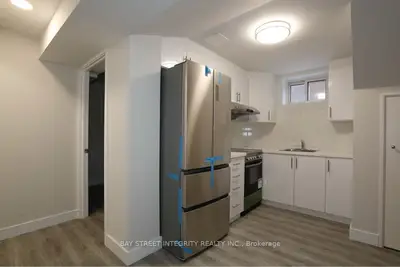 87 Tulane Crescent, Toronto, On M3a 2c2