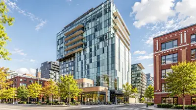 552 Wellington Street W 1305, Toronto, On M5v 2v5