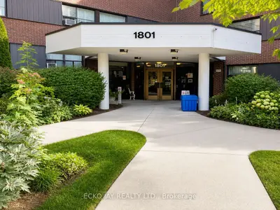 1801 O'connor Drive 116, Toronto, On M4a 2p8
