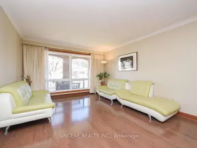 39 Kathrose Drive, Toronto, On M2j 3p4