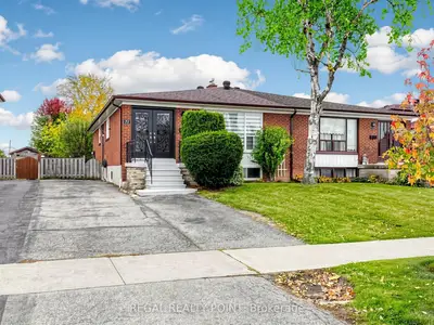71 Clydesdale Drive, Toronto, On M2j 3n3
