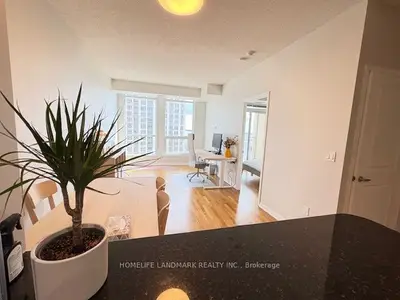 628 Fleet Street 1911, Toronto, On M5v 1a8