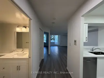 18 Hillcrest Avenue 301, Toronto, On M2n 6t5