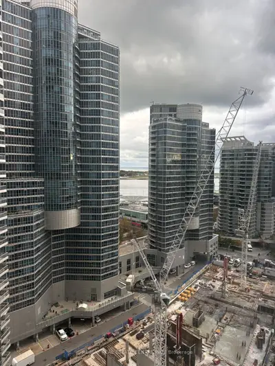 10 York Street 2008, Toronto, On M5j 0e1