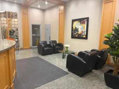 43 Eglinton Avenue E 701, Toronto, On M4p 1a2