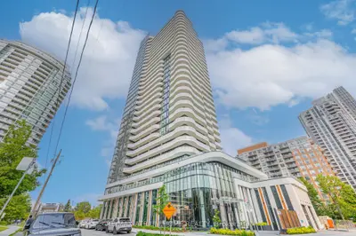 15 Holmes Avenue 2204, Toronto, On M2n 0l4