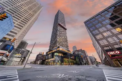 8 Eglinton Avenue E 3502, Toronto, On M4p 0c1