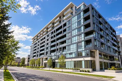 6 Greenbriar Road 216, Toronto, On M2k 1h5