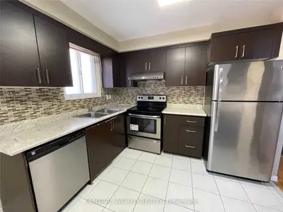 122 Chipwood Crescent Upper, Toronto, On M2j 3x7