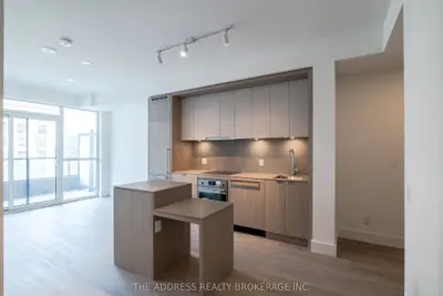 6 Greenbriar Road 327, Toronto, On M2k 0h6