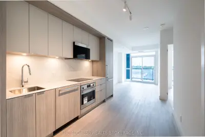 6 Greenbriar Road 611, Toronto, On M2k 0h6
