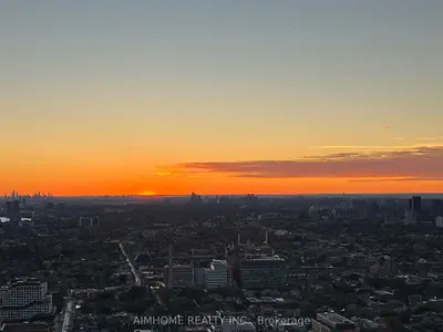 488 University Avenue 4412, Toronto, On M5g 0c1