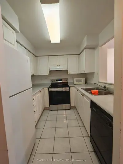39 Pemberton Avenue 606, Toronto, On M2m 4l6