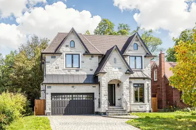 39 Moore Park Avenue, Toronto, On M2m 1m8