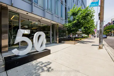 50 Mccaul Street 607, Toronto, On M5t 1v9