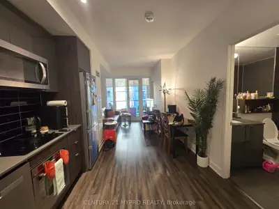 60 Princess Street 927, Toronto, On M5a 2c7