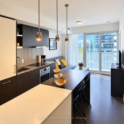 88 Harbour Street 2501, Toronto, On M5j 0c3