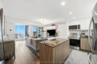 218 Queens Quay W 510, Toronto, On M5j 2y6