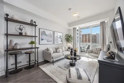 38 Forest Manor Road 414, Toronto, On M2j 1m1