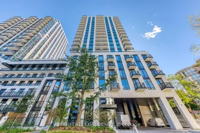 91 Montclair Avenue 2105, Toronto, On M5p 0b1