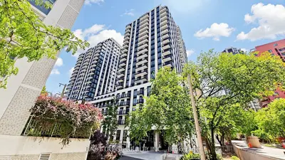 91 Montclair Avenue 2105, Toronto, On M5p 0b1